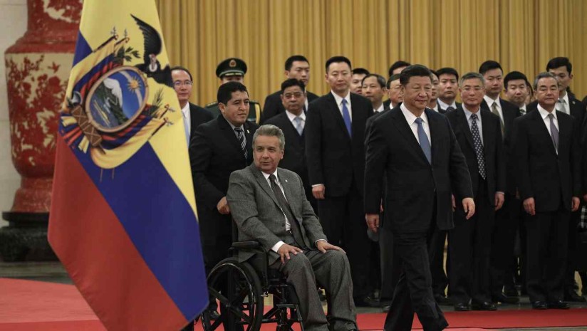 El presidente de Ecuador, Lenin Moreno, y su homólogo de China, Xi Jinping, durante una visita de estado del mandatario sudamericano al Gran Salón del Pueblo en Beijing, China. Foto: Telemundo
