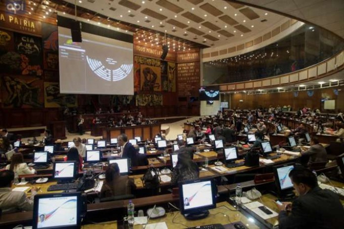 Curul. El debate se llevó a cabo en el Pleno de la Asamblea Nacional. Foto: La Hora