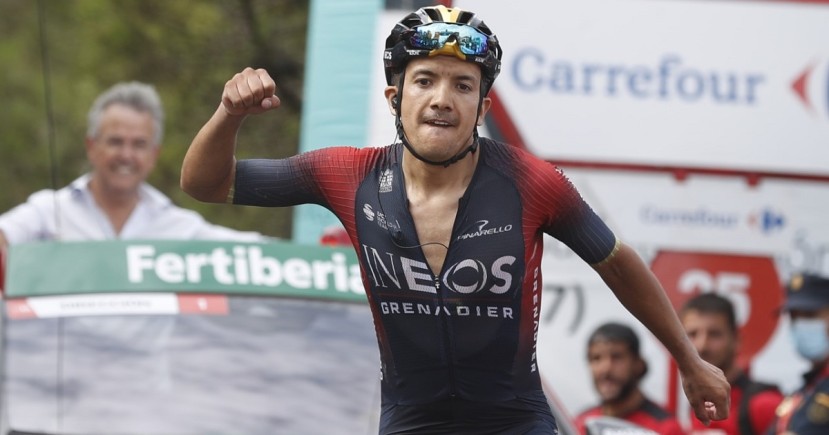 ‘La locomotora del Carchi’ ganó la etapa 12 de la Vuelta a España, que se disputó entre Salobreña y Peñas Blancas/Estepona (192.7 kilómetros) / Foto: EFE