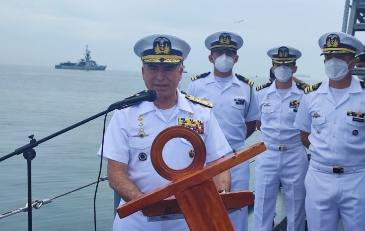 El comandante general de la Armada de Ecuador, informó la pérdida de un dron de vigilancia marítima tras una operación antinarcóticos. / Foto: Cortesía de la Armada Nacional