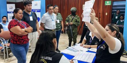 Los nulos y blancos superan el millón de votos 