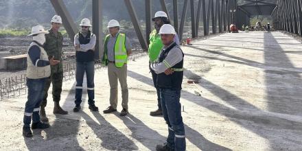 La vía Macas-Puyo se cerrará por obras en el puente del río Upano 