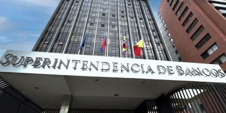 Ecuador no ha tenido Superintendente de Bancos titular por 3 años 