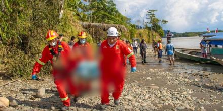 Perú: 8 personas murieron en el naufragio de una canoa en la Amazonía