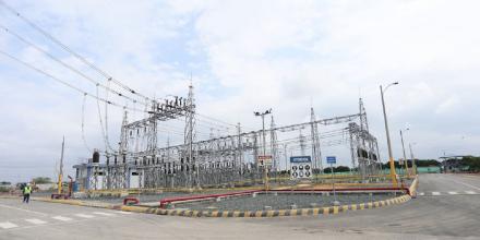 Ecuador declara al sector eléctrico en emergencia