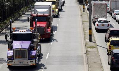 La protesta es por el incremento en los precios de los combustibles / Foto: EFE