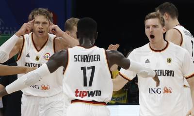 Una final para la historia. Un partido para el recuerdo que no pudo estar más igualado entre los dos mejores equipos del torneo / Foto: EFE