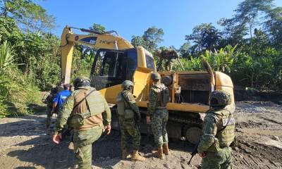 La investigación revela contaminación del agua, reducción de vegetación y otros efectos nocivos sobre el ecosistema / Foto: cortesía Ejército ecuatoriano