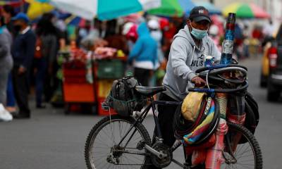 Ecuador reporta 121.525 positivos y 10.99 6 fallecidos por la COVID-19 / Foto: EFE