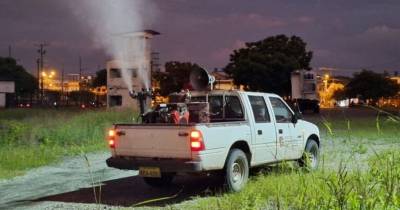 El Ministerio de Salud está fumigando diversas ciudades con la máquina ULV. / Foto: cortesía Ministerio de Salud