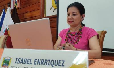  Isabel Enrríquez, presidenta del Consejo de Planificación y Desarrollo Integral de la Amazonía, dialogó con los medios / Foto: cortesía STCTEA