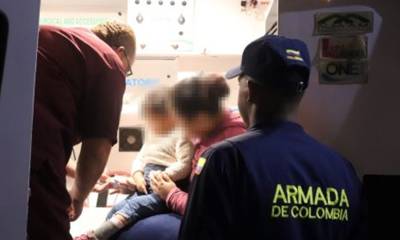 Las autoridades colombianas rescataron en aguas del mar Caribe a 10 migrantes / Foto: cortesía Armada de Colombia