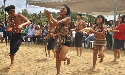 Los trabajos de asfaltado del camino vecinal Chuwitayo-Chapintza iniciaron / Foto: cortesía  Secretaría Técnica de la Amazonía