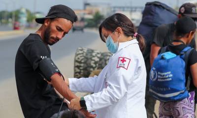 Los estragos de la exigente travesía se perciben en Huaquillas y en el que se concentran numerosos migrantes / Foto: EFE