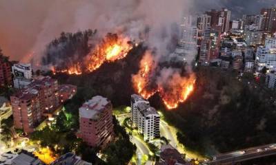 Uno de los incendios registrados ayer afectó al barrio González Suárez / Foto: cortesía