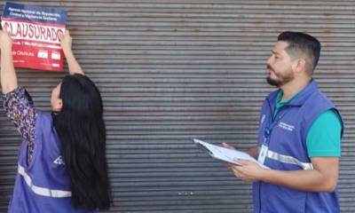 Los locales, ubicados en el centro de Macas, fueron clausurados / Foto: cortesía Arcsa