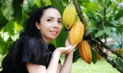 Hace tres años, inspirada por el legado de su provincia como cuna del cacao, desarrolló su producto estrella, el alfajor de cacao amazónico / Foto: cortesía Jimena González }