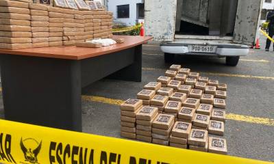 En la denominada operación "Senado VI", los agentes hallaron 297 paquetes de cocaína / Foto: cortesía Policía Nacional 