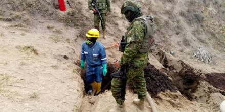 Cuatro detenidos por perforación clandestina en poliducto de Ecuador