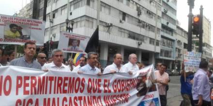 Asambleísta Andrés Páez anuncia demanda contra El Telégrafo