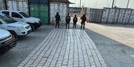 Una tonelada de cocaína fue incautada en almacén de Guayaquil