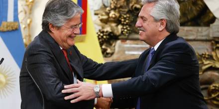 Ecuador y Argentina impulsarán una mayor integración comercial