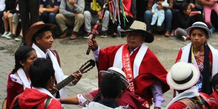 ¿Cómo se celebra el carnaval en Ecuador?