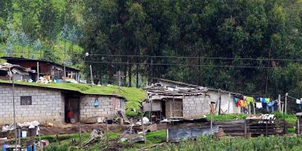 El índice de pobreza en Ecuador bajó 7 puntos en un año