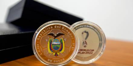 El Banco Central presentó una moneda alusiva a la participación de Ecuador en el Mundial