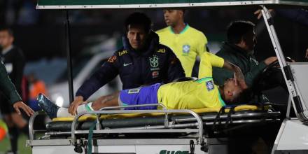 Las lesiones de Neymar, un calvario que no cesa