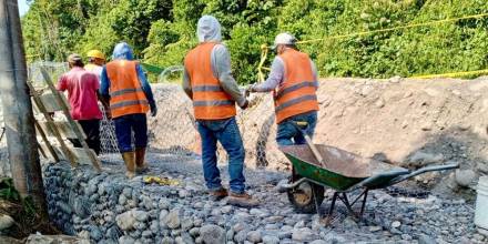 Diversas obras se llevan a cabo en las vías de Pastaza 