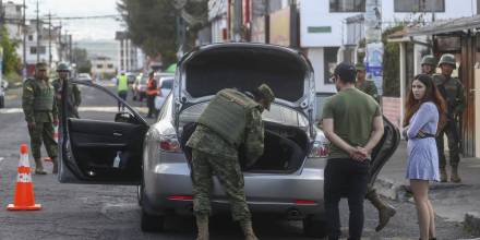 Ecuador atraviesa "la peor crisis de seguridad de su historia", afirma Fernando Carrión