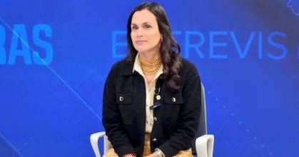 Inés Manzano asegura que Ecuador vendió energía a Colombia