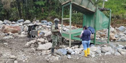 Zamora: La minería ilegal amenaza a unidades educativas 