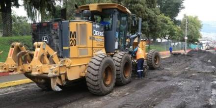 Quito: $ 10.8 millones se invertirán en la rehabilitación de 45 vías 