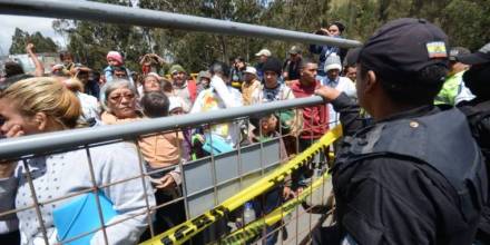 Ecuatoriano que venía de Venezuela muere en medio de protestas en la frontera
