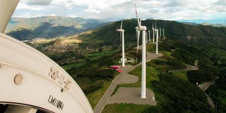 32 proyectos eléctricos pueden sacar a Ecuador de la crisis 