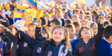 3.333 instituciones educativas volvieron a clases presenciales