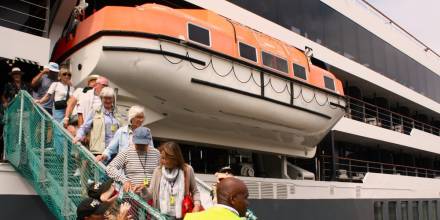 MS World Explorer inauguró la temporada de cruceros en Ecuador