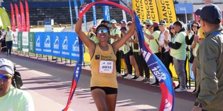 Mary Granja y el peruano Cristian Pacheco ganaron la Quito15K