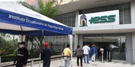 El IESS se queda sin 240 108 aportantes en tres meses de pandemia