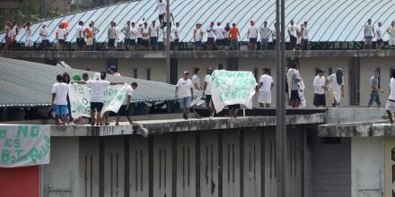 Fuga o traslado de presos, hipótesis del Gobierno sobre bomba en La Roca