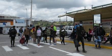 Haitianos, la nueva cara de la migración que atraviesa Ecuador