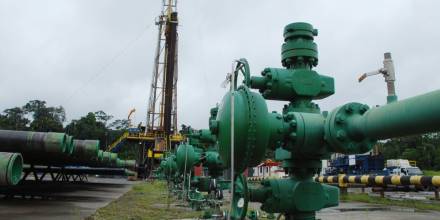 El petróleo WTI, referente de Ecuador, bajó a 82,82 dólares el barril