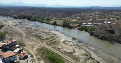 Ecuador inició los trámites para construir proyecto solar de 200 megavatios