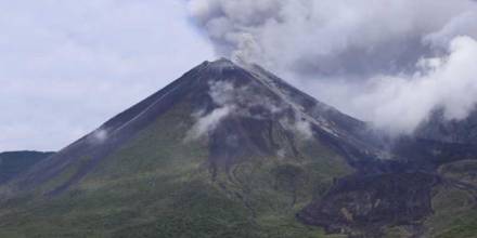 Las explosiones no paran en el Reventador