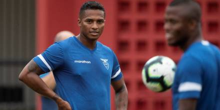 Antonio Valencia le dice adiós al fútbol 