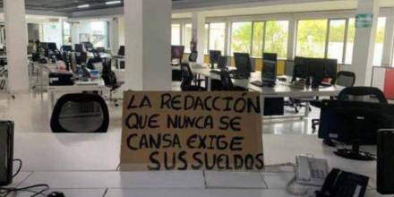 Trabajadores de El Comercio llevan casi un mes de paro por falta de pagos