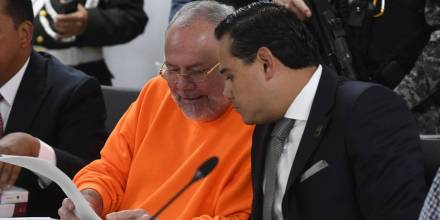 Carlos Pareja Yannuzzelli sentenciado a 10 años de cárcel por delito de peculado