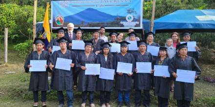 15 jóvenes kichwa y waorani se gradúan de ecoturismo comunitario en Napo 